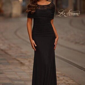 LA FEMME 33120 Lace Bateau Evening Gown